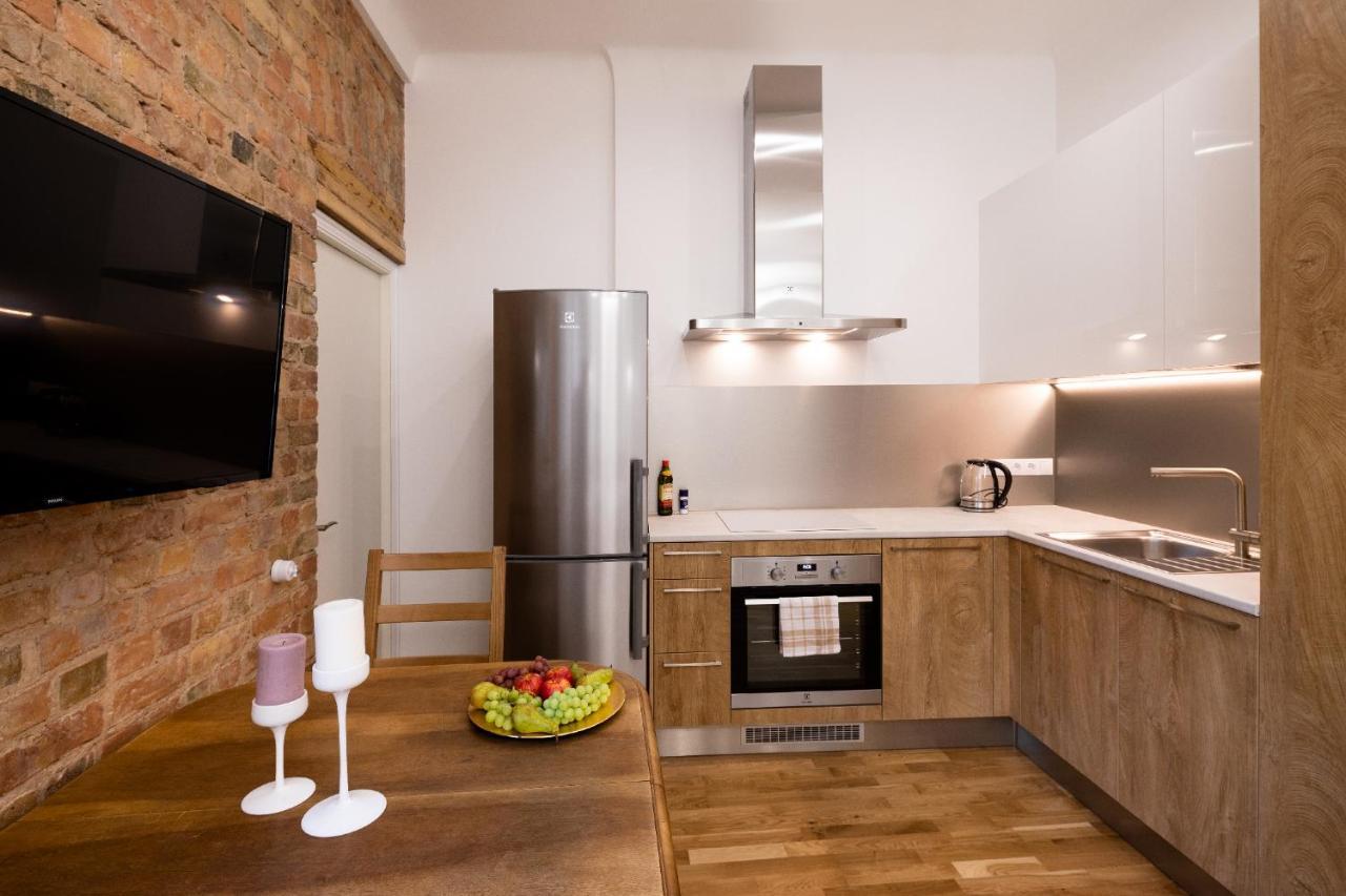 Brivibas House Design Apartments In City Center Riga Exterior photo
