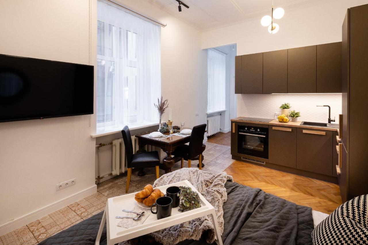 Brivibas House Design Apartments In City Center Riga Exterior photo